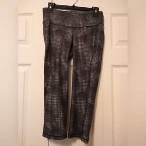 Old Navy Active Yoga Pants Capri